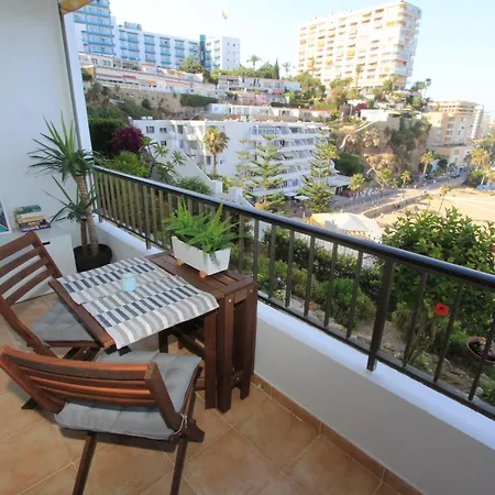 Amazing In Front Of The Sea טורמולינוס