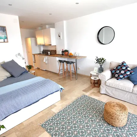 Amazing In Front Of The Sea Apartament Torremolinos