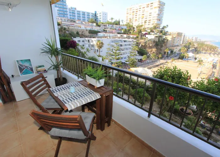 Amazing In Front Of The Sea Torremolinos